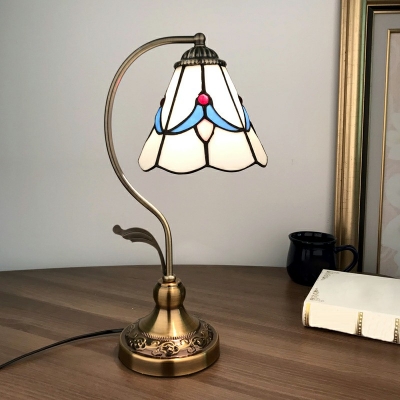 Tiffany Glass Table Lamps Down Lighting for Living Room and Bedroom