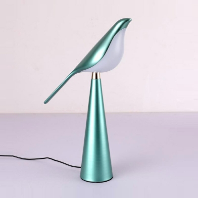 Metal Night Table Lamps Bird Shade Modern Minimalism Table Light for Bedroom