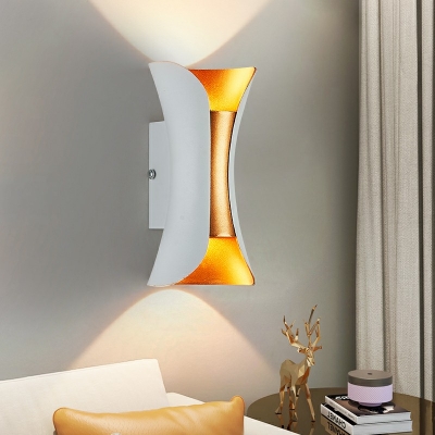 Decorative Flattened Tube Sconce Light Fixtures Metal Wall Mounted Reading Lights