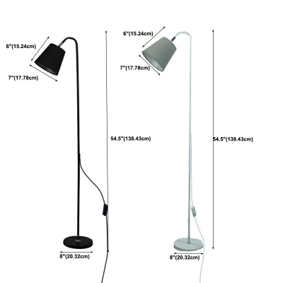 Modern Minimalist Style Line Floor Lamp Wrought Iron Floor Lamp for Living Room and Study