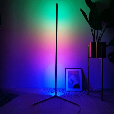 1-Light Floor Lamp Contemporary Style Linear Shape Metal Floor Standing Lamps