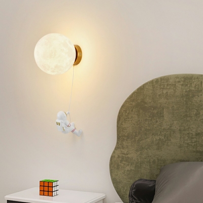 Bedroom Creative Wall Lighting Fixtures Astronaut Cartoon 3D Moon Wall Light Sconce
