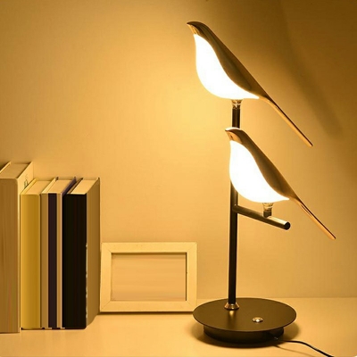Metal Night Table Lamps Bird Shade Modern Minimalism Table Light for Bedroom
