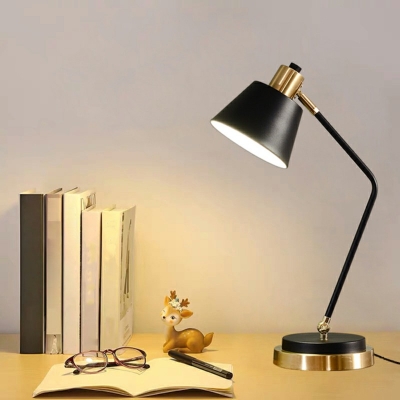 Metal Nightstand Lamp Office Hotel Bedroom Bedside Learning Modern Table Lamp