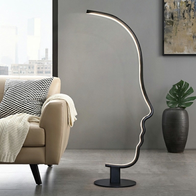 Modern Style Creative Floor Lamp 1 Light Black Metal Floor Lamp for Bedroom
