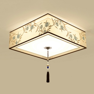Fabric Square Flush Ceiling Lights Traditional Style 5 Lights Flush Mount Lights in Beige