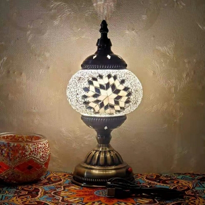 Southeast Asian Style   Table Lamp Ceramic Material Desk Lamp for Living Room and Study Room