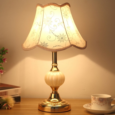 1-Light Table Lamp Contemporary Style Cone Shape Metal Nightstand Lamp