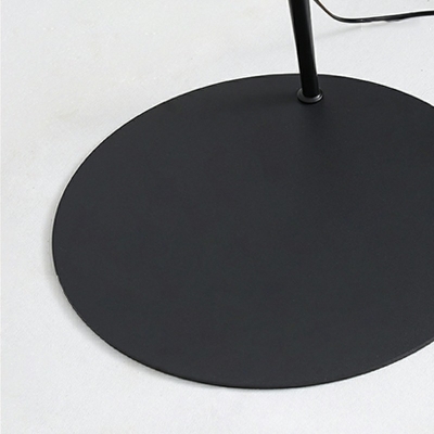 Contemporary Black Floor Lamp 1 Light Metal Floor Lamp for Living Room