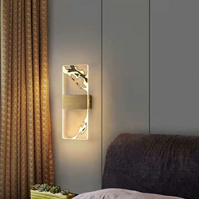Acrylic Shade Wall Mounted Light Fixture LED Sconce Light Fixture in Gold