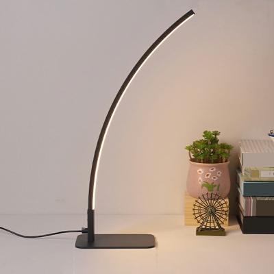 Black Curved Night Table Lamps Modern Style Metal 1 Light Table Light