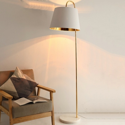 Modern Style Floor Lamp 1 Light Metal Floor Lamp for Bedroom