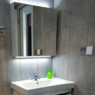 LED Minimalist Wall Light Strip Shape Wrought Iron Wall Lamp for Bathroom