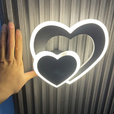 2-Light Sconce Light Minimalism Style Heart Shape Metal Wall Mount Light