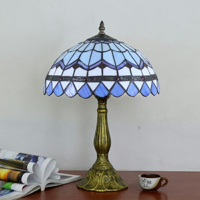 Mediterranean Nightstand Lamp 1-Light Multicolored Stained Glass Table Lamp in Blue