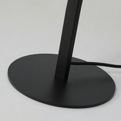 Modern Style Swirly Nightstand Lamp Metal 1-Light Led Lamps in Black
