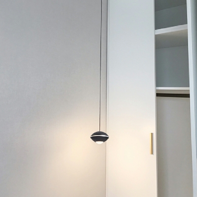Nordic Simple Pendant Light Modern LED Restaurant Bar Hanging Lamp