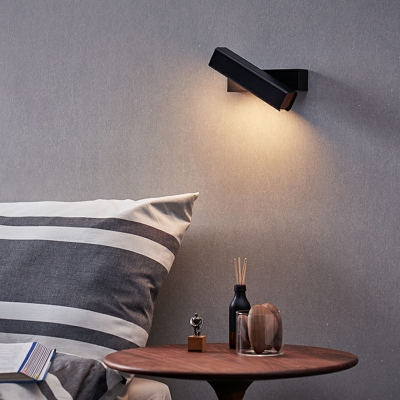 Postmodern Minimalist Decorative Wall Lamp Nordic Creative Rotatable Wall Sconce
