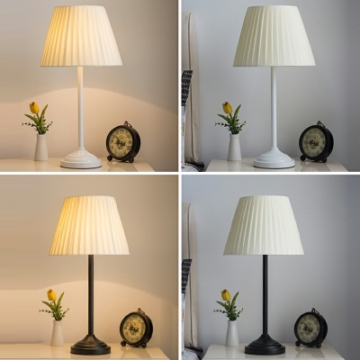 Nordic Rounded Night Table Lamps Fabric and Metal Small Desk Lamp