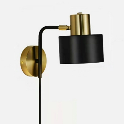 Black Metal Wall Sconce Single Head Armed Contemporary Wall Lighting Fixture