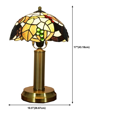 Leafy Nightstand Lamp Single Bulb Tiffany-Style Table Light in Green