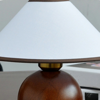Wooden Table Lamp Single Head Contemporary Style Table Lighting