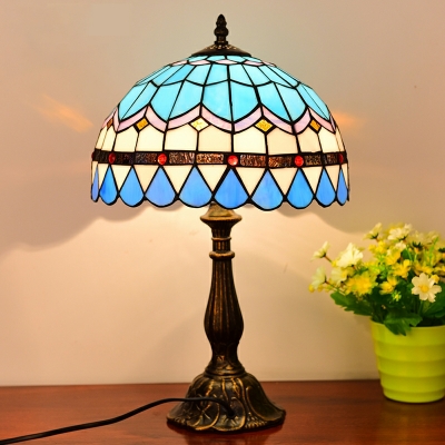 Nordic Metal and Glass Table Lamp Globe and Geometric Table Lamp for Bedroom