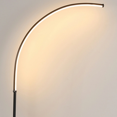 Simple Style Floor Lamp Linear Shape LED Standing Floor Lighting in Black