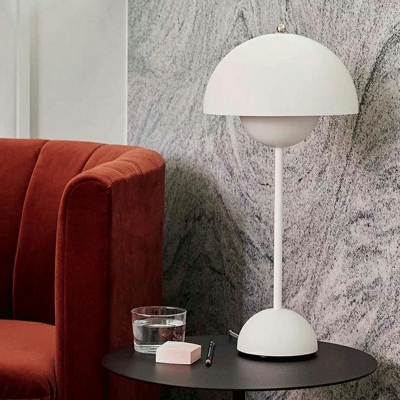 Modern Led Table Lamps Metal Night Table Lamps for Living Room