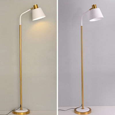 1 Light Floor Lamps Ladder-Shaped Metal Standard Lamps for Living Room