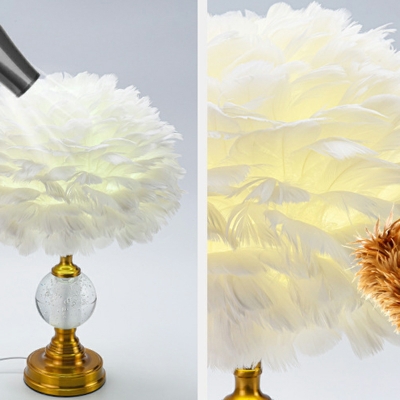 Nordic Romantic Feather Table Lamp Modern Light Luxury Metal Table Lamp for Bedroom