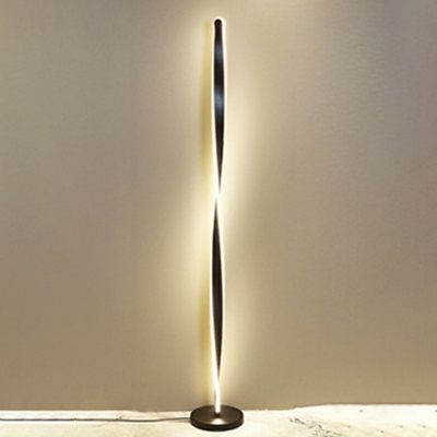 Nordic Minimalist Floor Lamp Modern Creative LED Bedside Lamp