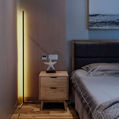 Modern Minimalist Floor Lamp LED Line Black Floor Lamp for Bedroom