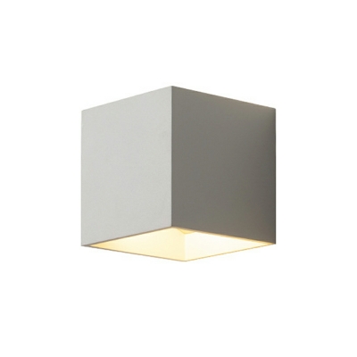Minimalist LED Wall Light 3.9