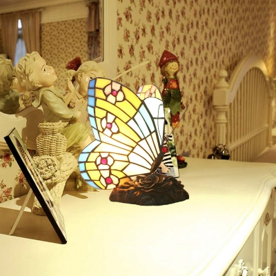 Creative Butterfly Table Lamp Study Bedroom Bedside Bar Cafe Desk Lamp