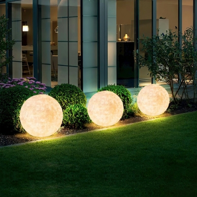 Nordic Creative Moon Floor Lamp Modern Romantic Floor Lamp for Garden