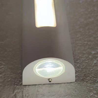 Minimalist LED Wall Light 2.6