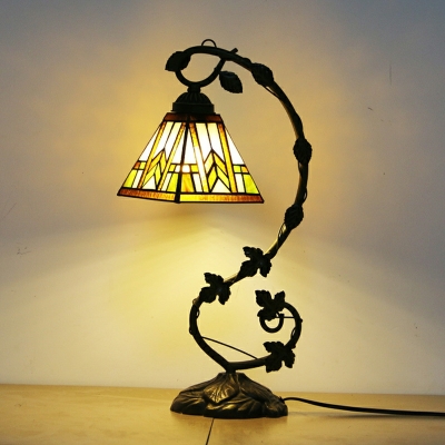 1 Light Nightstand Lights Tiffany Style Bowl Shape Metal Night Table Lamps