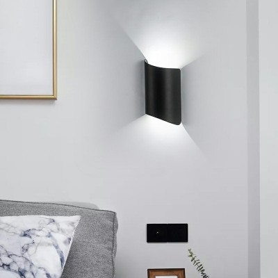 1 Light Wall Lighting Contemporary Style Geometric Shape Metal Sconce Light Fixtures