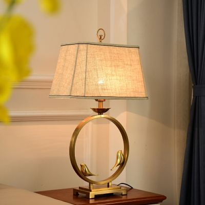 Chinese Antique Metal Table Lamp Modern Creative Fabric Table Lamp