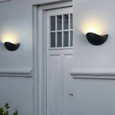 1 Light Sconce Light Simplistic Style Geometric Shape Metal Wall Mounted Lamp