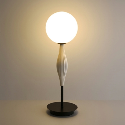 Modern Minimalist Desk Lamp Personality Glass Desk Lamp for Bedroom