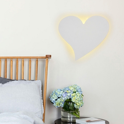 Creative LED Aluminum Wall Lamp with Heart Shape for Kids Room