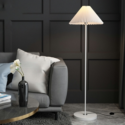 Nordic Art Pleated Fabric Floor Lamp for Living Room and Bedroom