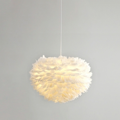 Nordic Romantic White Feather Chandelier for Bedroom and Living Room