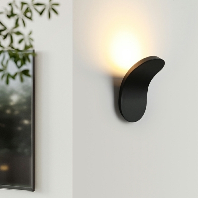 1 Light Minimalist Style Oval Shape Metal Wall Mount Light Fixture