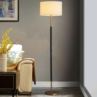 Nordic Minimalist Floor Lamp with Fabric Lampshade for Living Room and Bedroom