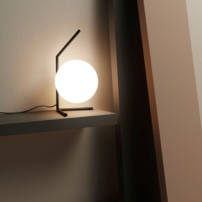 Modern Creative Metal Branch Table Lamp With Glass Ball Shade for Bedroom