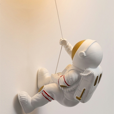 Creative Cartoon Astronaut Landing on the Moon Wall Lamp for Children's Bedroom