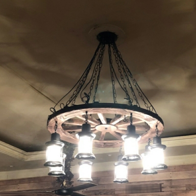 Industrial Retro Wood Hanging Chain Chandelier for Bar and Restaurant